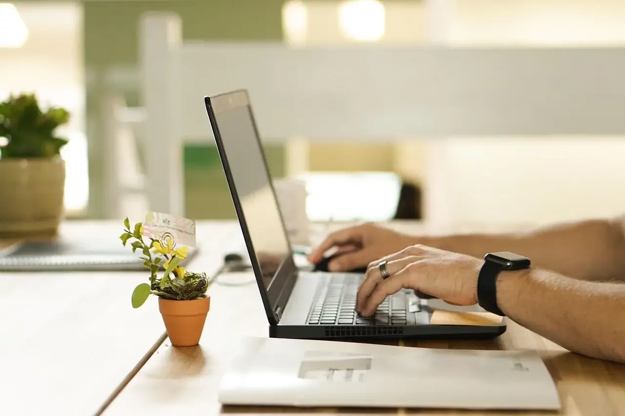 Améliorer sa réputation en ligne : stratégies pour entrepreneurs