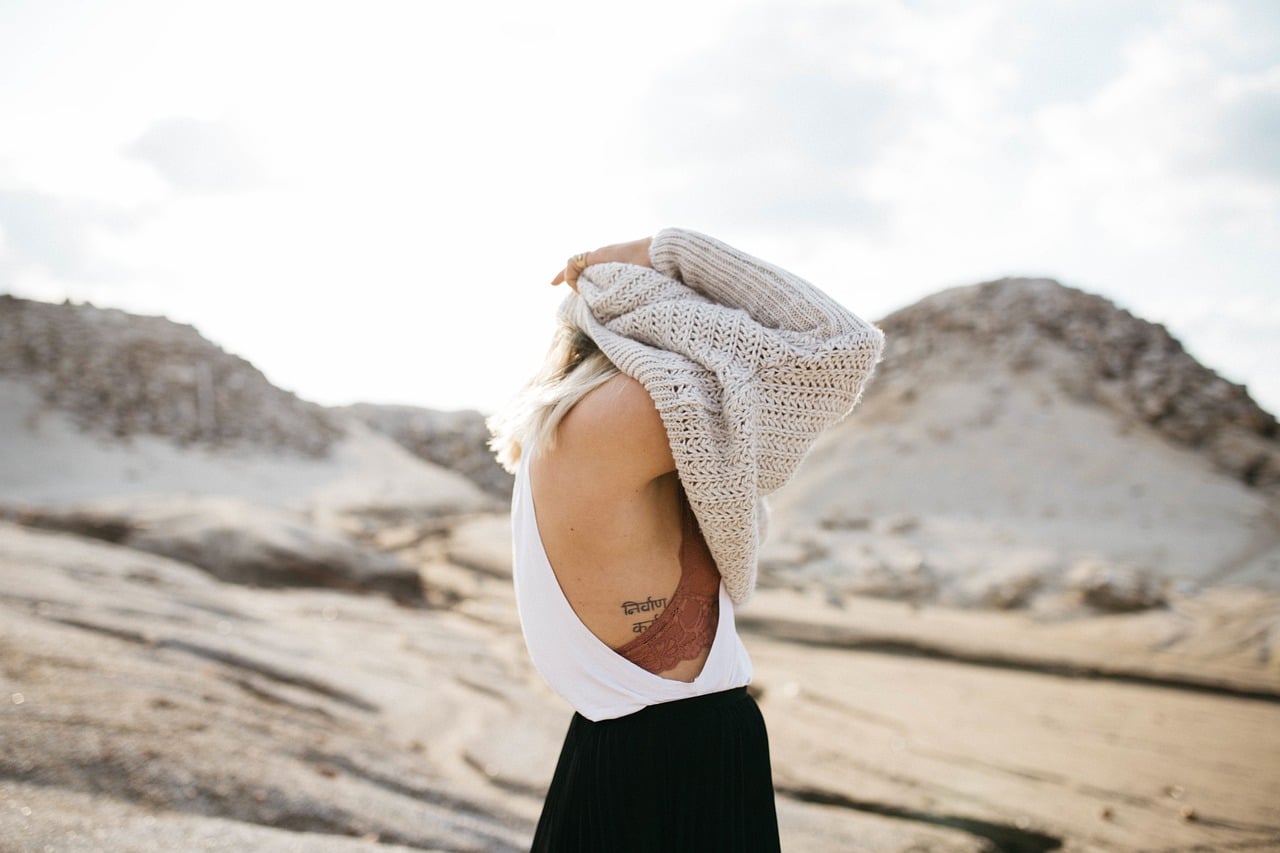 découvrez le mouvement de la body positivity qui célèbre la diversité des corps et encourage l'acceptation de soi. apprenez à embrasser votre beauté unique et à promouvoir une image corporelle positive pour un bien-être mental et physique.